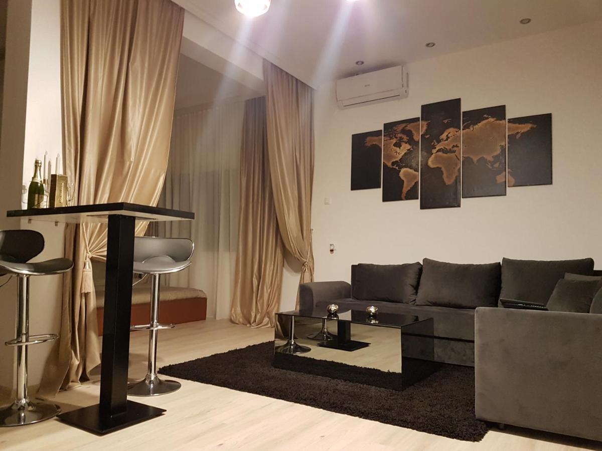 Apartments Vila White House Pančevo Extérieur photo