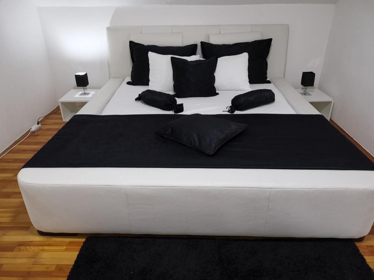 Apartments Vila White House Pančevo Chambre photo